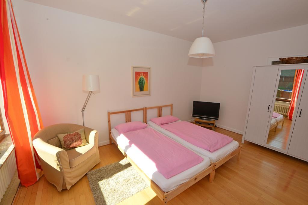 Moderne Ferienwohnung Deichstrasse Hennef  Oda fotoğraf